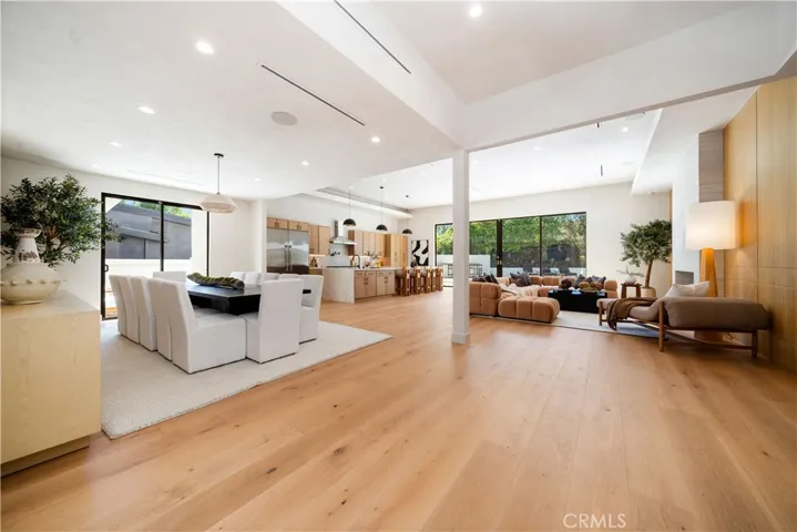 5631 Wilhelmina Avenue, Woodland Hills, California 91367 — photo 5