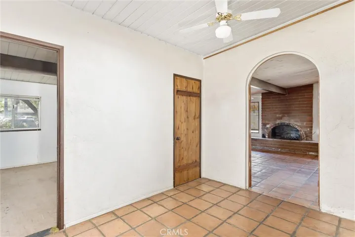 3837 Gates, Riverside, California 92504 — photo 4