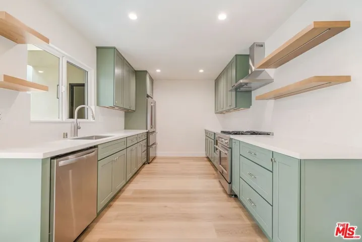 7966 Norton Avenue, West Hollywood, California 90046 — photo 5