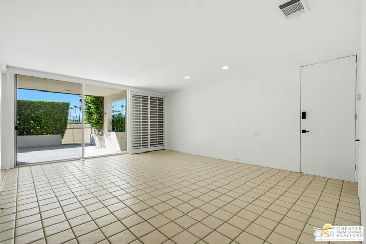 2515 N Whitewater Club Drive A, Palm Springs, California 92262 — photo 5