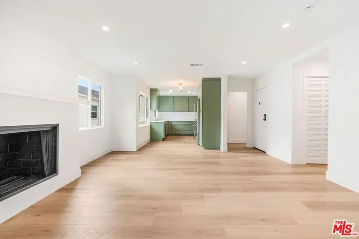 7968 Norton Avenue 1, West Hollywood, California 90046 — photo 4