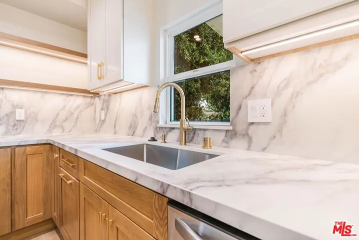 7964 Norton Avenue, West Hollywood, California 90046 — photo 4