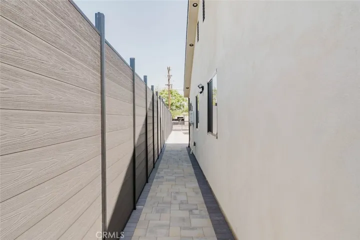 11856 Arminta Street, North Hollywood, California 91605 — photo 4