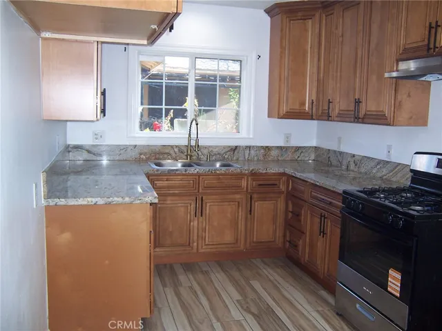 1023 S Castlegate, Compton, California 90221 — photo 5