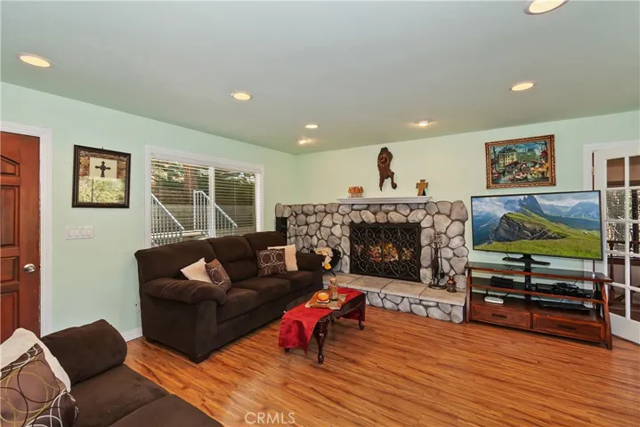 1468 Golden Rule Lane, Lake Arrowhead, California 92352 — photo 4
