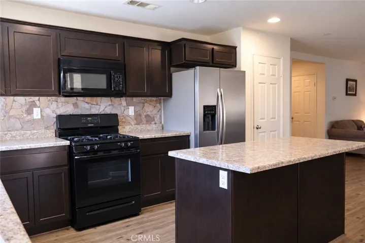 7079 Bella Strada, Fontana, California 92336 — photo 5