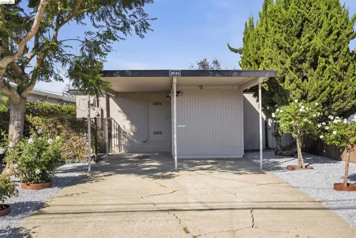 2805 Florida Ave, Richmond, California 94804 — photo 4