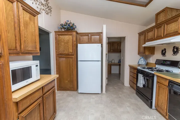 5001 W Florida 680, Hemet, California 92545 — photo 4