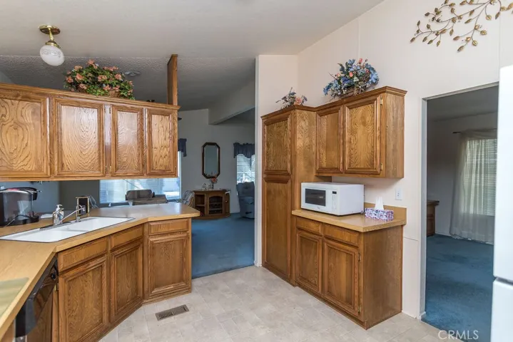 5001 W Florida 680, Hemet, California 92545 — photo 5