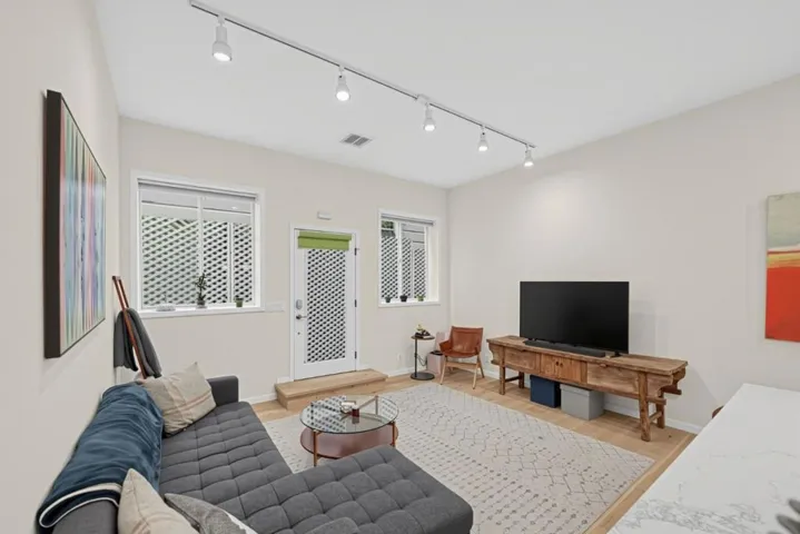 649 Lyon Street 649, San Francisco, California 94117 — photo 5