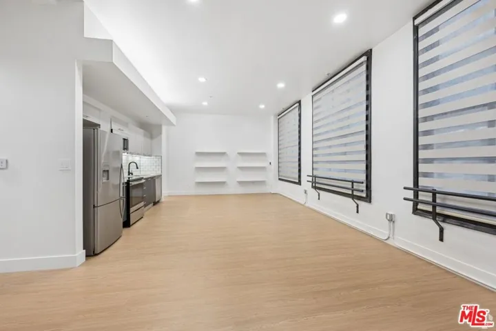 424 S Broadway 405, Los Angeles, California 90013 — photo 5