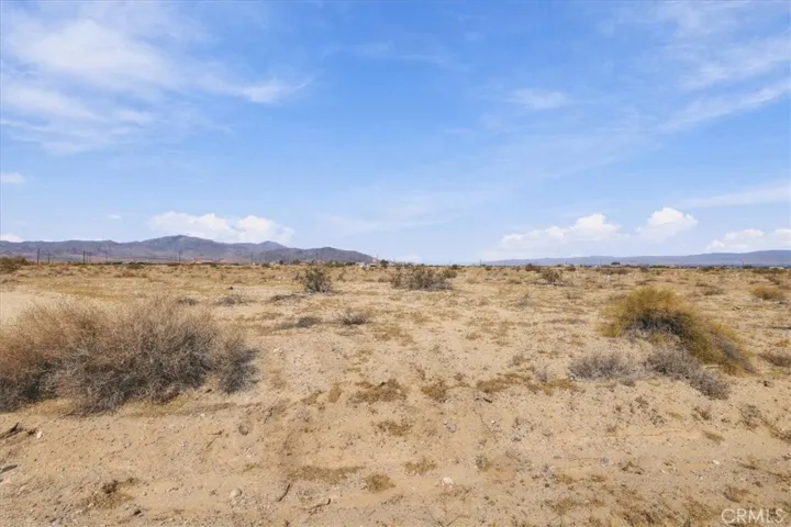 2565 Santa Fe Avenue, Thermal, California 92274 — photo 4