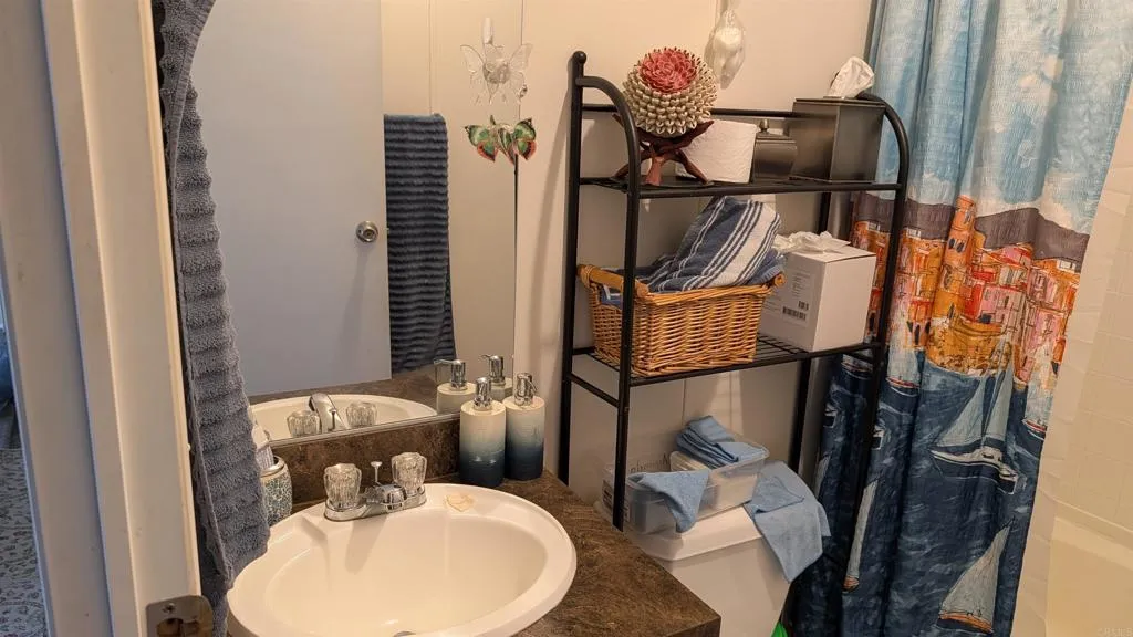 Hallway bath