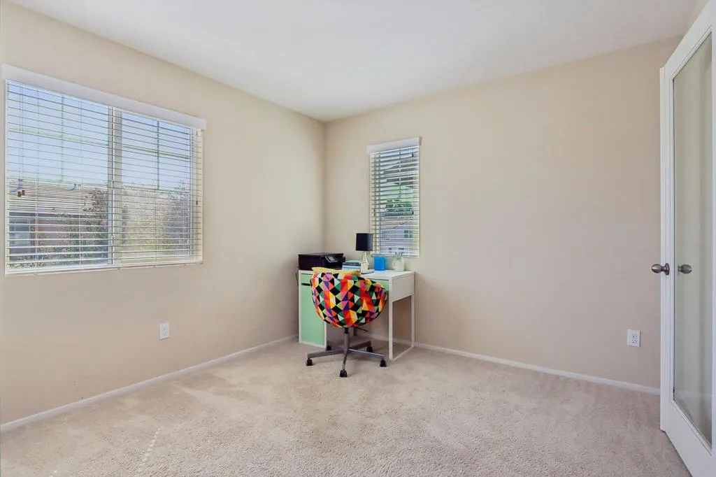 2nd Floor Bedroom 2 Entry