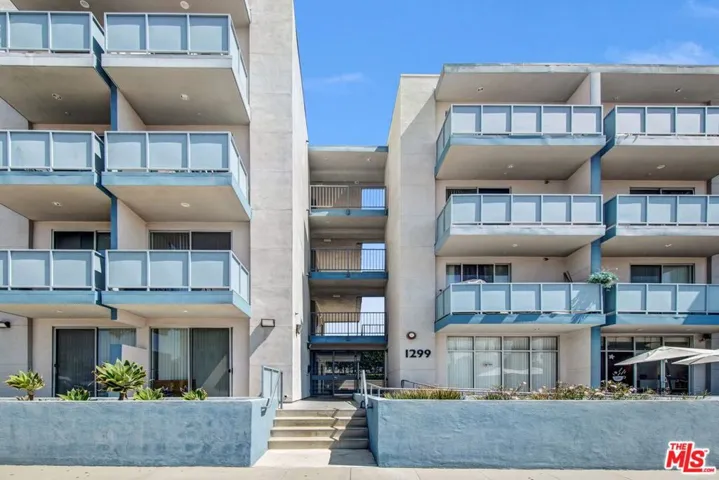 1299 E Green Street, Pasadena, California 91106 — photo 4