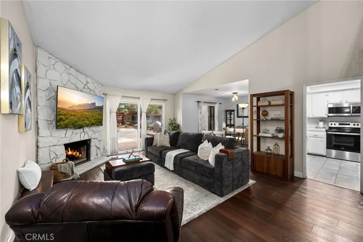 573 Wayland Court, Claremont, California 91711 — photo 4