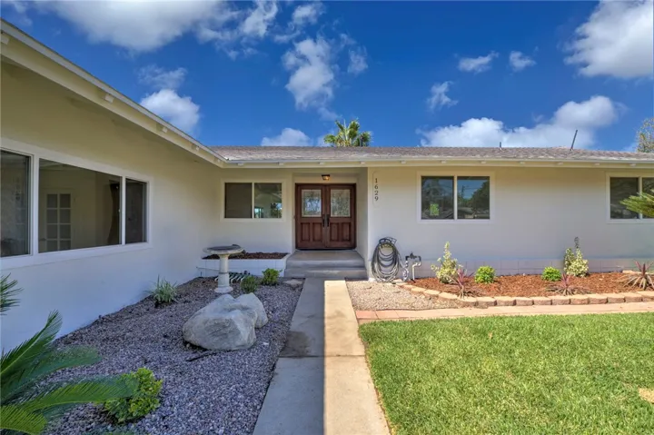 1629 Sumner, Claremont, California 91711 — photo 4