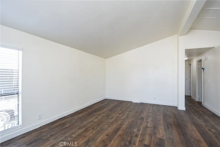 530 Devonshire 9, Hemet, California 92543 — photo 4