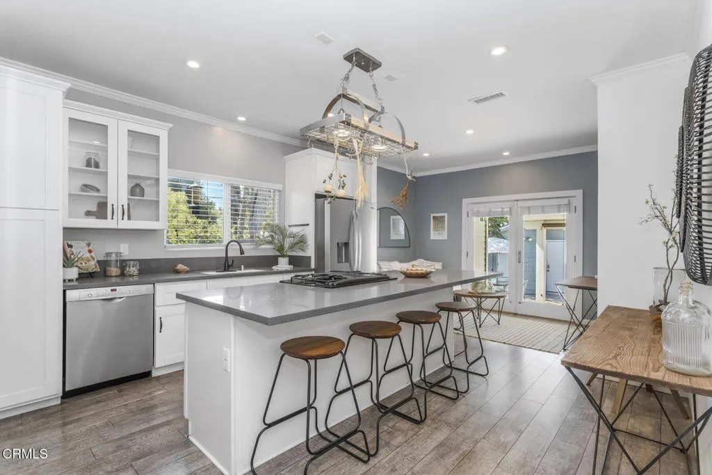 Entertainer's kitchen!