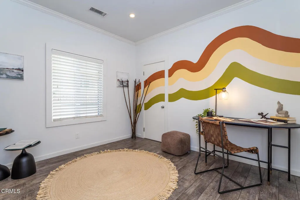 Bedroom with options