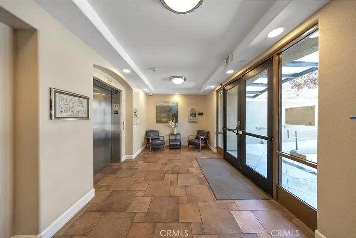 128 N Oak Knoll 111, Pasadena, California 91101 — photo 5