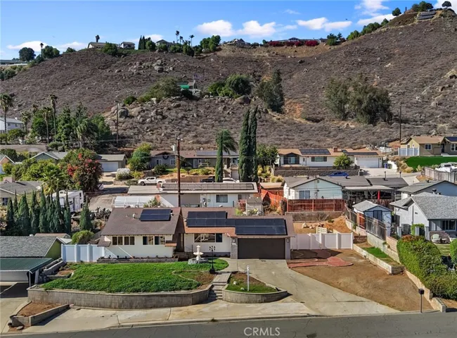 7371 Font, Riverside, California 92509 — photo 4
