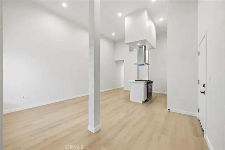 835 E Lomita A, Glendale, California 91205 — photo 4
