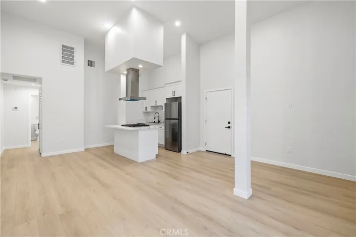 835 E Lomita A, Glendale, California 91205 — photo 5