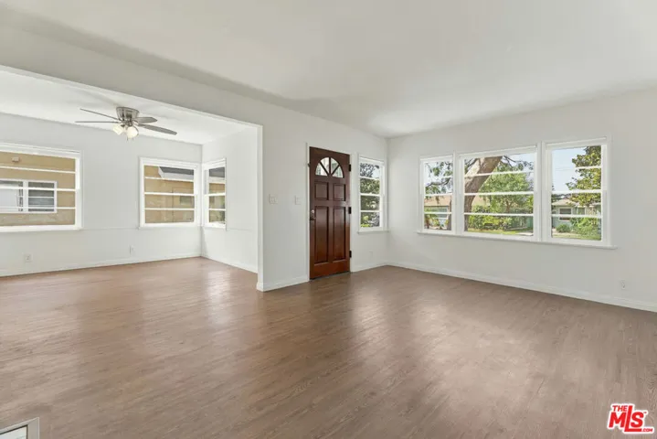 7822 Denrock Avenue, Los Angeles, California 90045 — photo 4