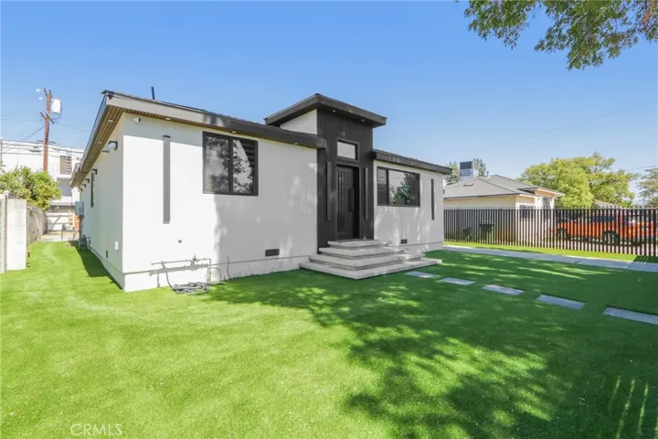 14235 Burton, Panorama City, California 91402 — photo 5