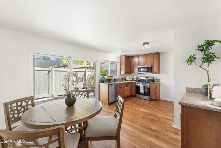 476 Serento Circle, Thousand Oaks, California 91360 — photo 4