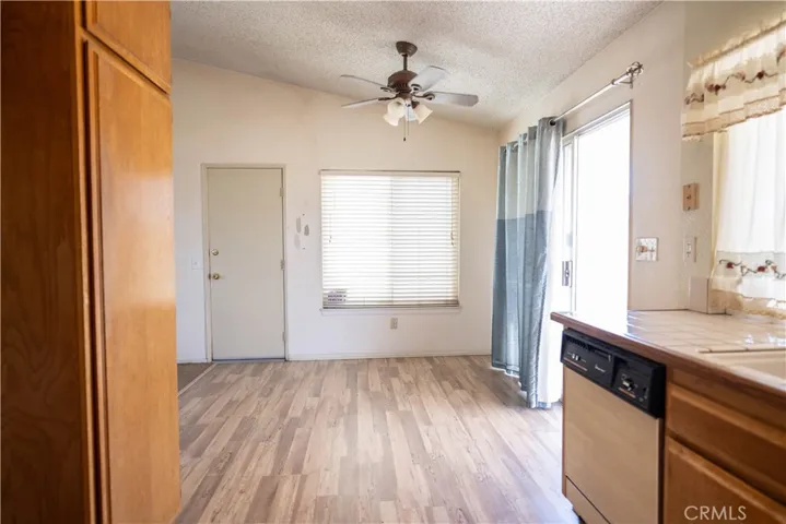 11318 Newland Court, Victorville, California 92392 — photo 4