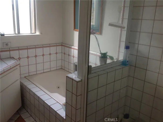 340 Euclid, Long Beach, California 90814 — photo 4