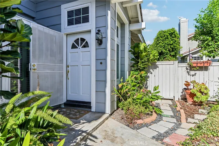 13595 Banyon, Tustin, California 92782 — photo 4