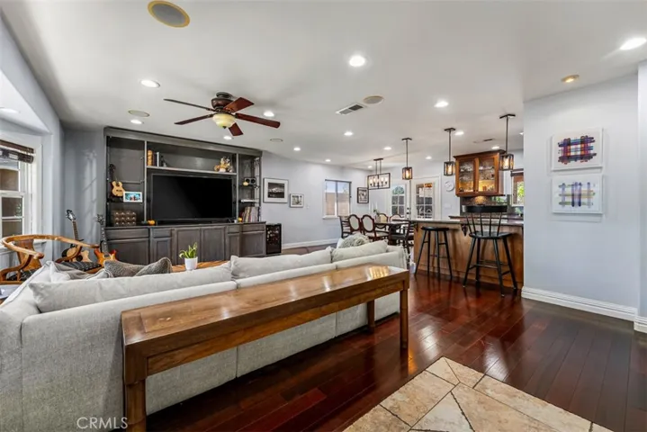 1323 E Mayfair, Orange, California 92867 — photo 4