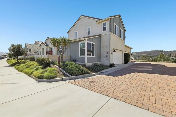 1991 Julie Dawn Place, Escondido, California 92026 — photo 4