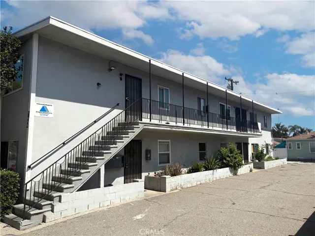 3046 Santa Fe Avenue, Long Beach, California 90810 — photo 4