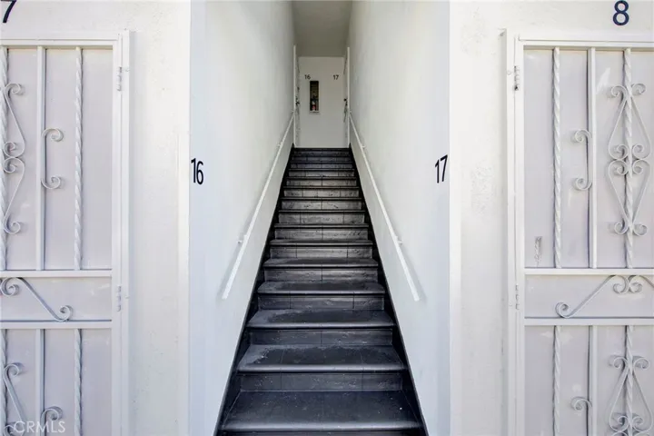2809 Pasadena, Los Angeles, California 90031 — photo 5