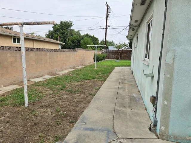 7245 Luxor, Downey, California 90241 — photo 5