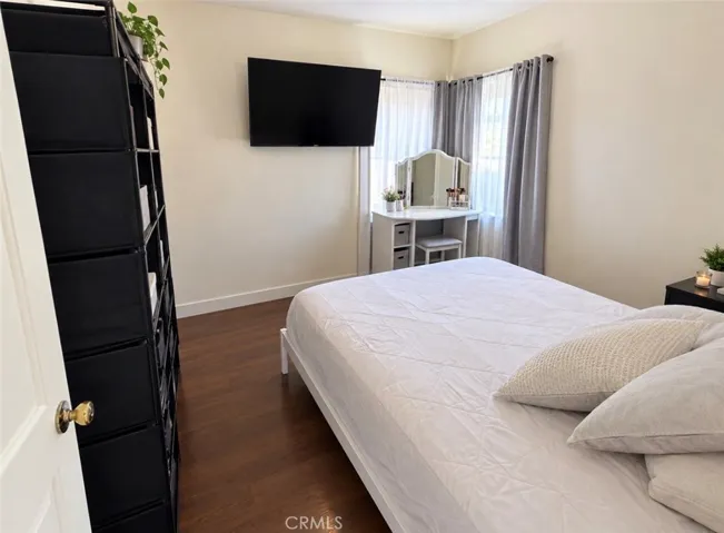 9504 Otis, South Gate, California 90280 — photo 4