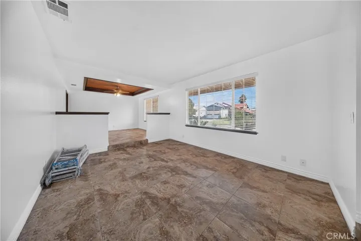 13690 Hidden Valley Road, Victorville, California 92395 — photo 4