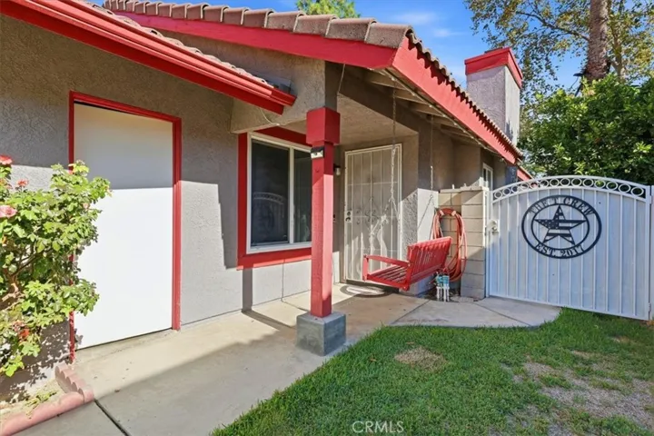 14244 Hillcrest, Fontana, California 92337 — photo 4