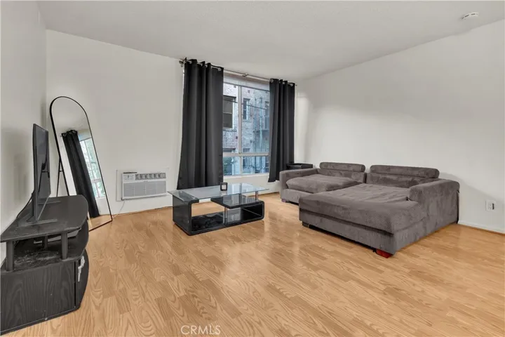 525 S Ardmore 253, Los Angeles, California 90020 — photo 5