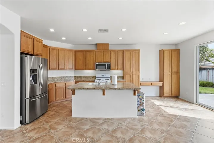 29665 Cottonwood Cove Drive, Menifee, California 92584 — photo 5