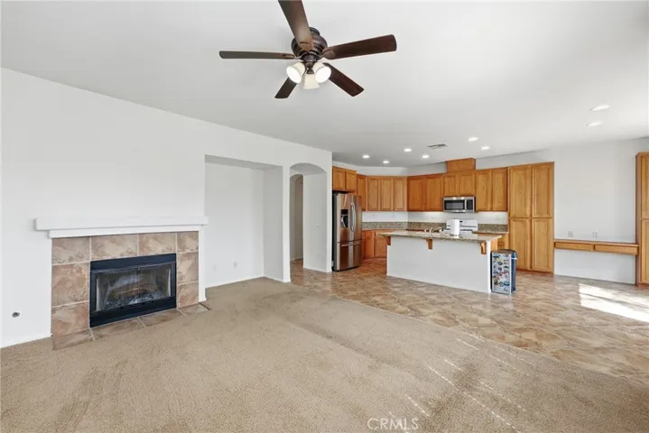 29665 Cottonwood Cove Drive, Menifee, California 92584 — photo 4