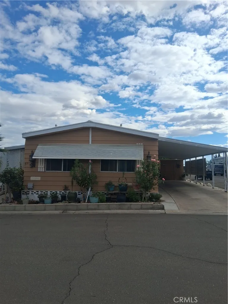 Carport