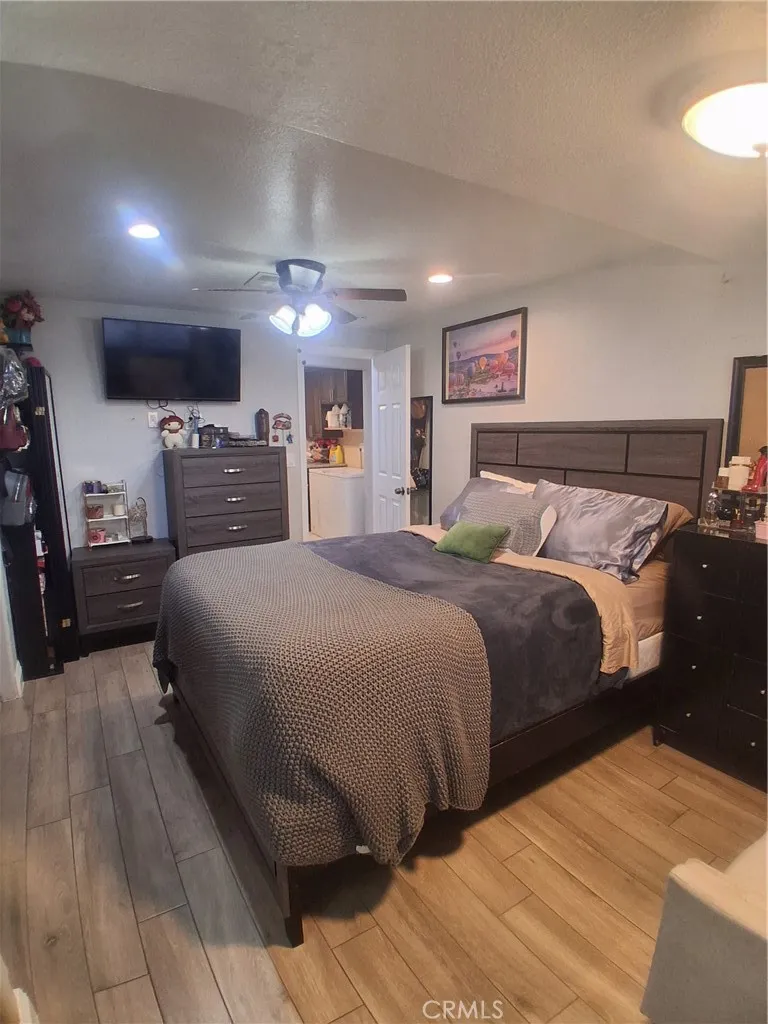Guest bedroom
