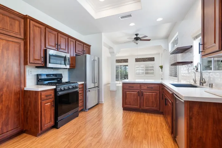 42281 Camino Romo, Temecula, California 92592 — photo 4