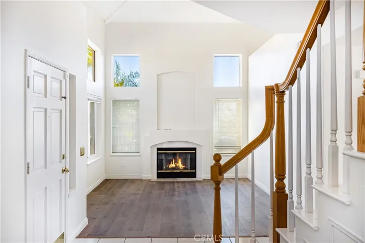 690 Canterbury Circle, Corona, California 92879 — photo 5