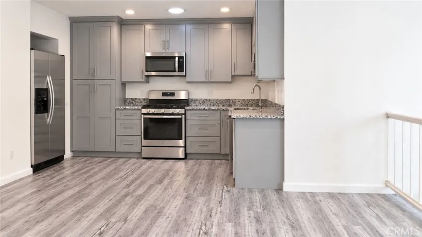 4615 1/2 Saloma Avenue, Sherman Oaks, California 91403 — photo 4